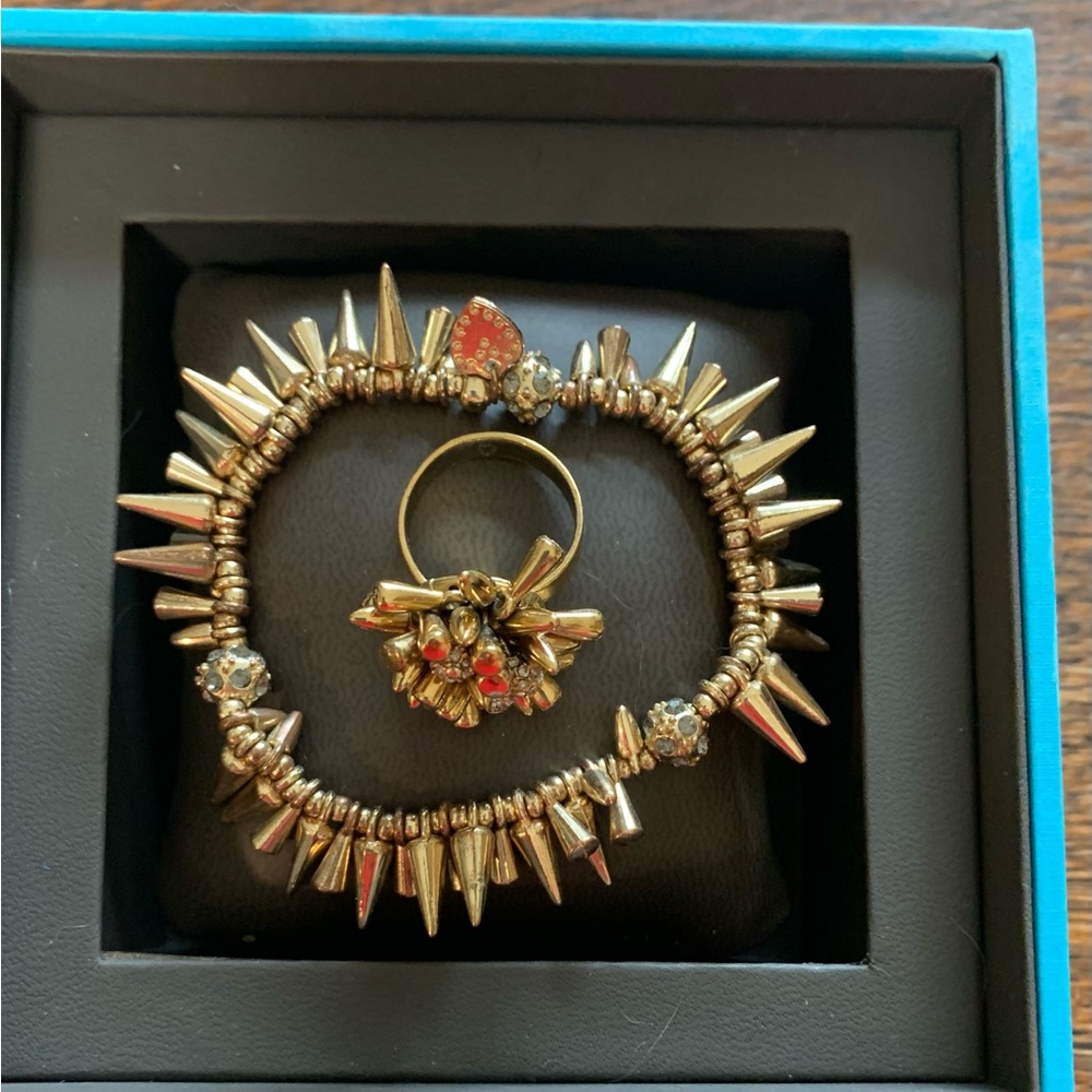 🌟Stella & Dot Gold Spike Bracelet and ring (expandable)